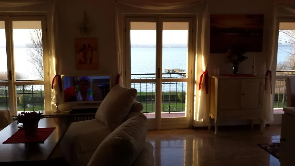 Anai Apartment Sirmione Italia